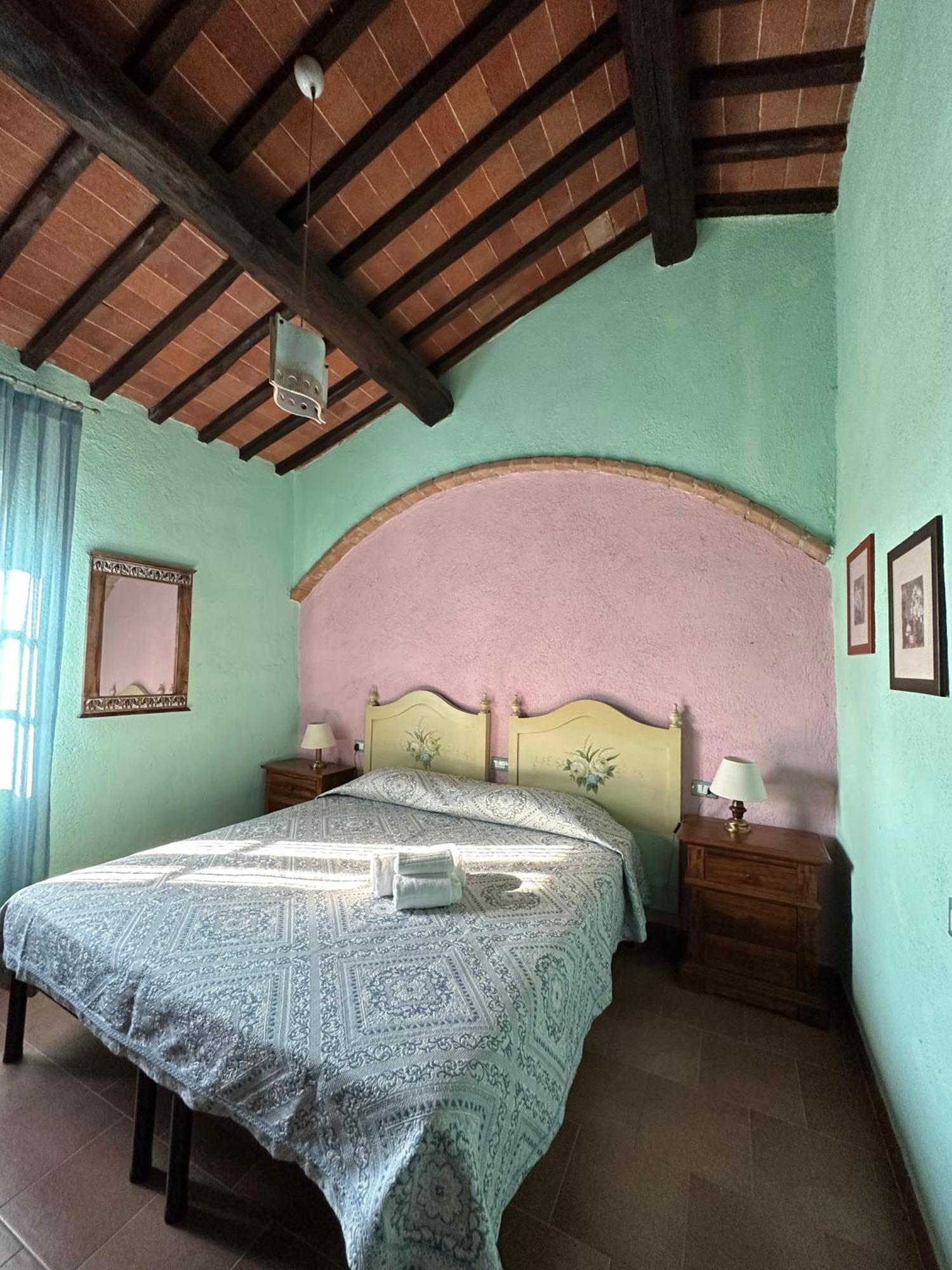 Appartamento Borgo Tignano Casole dʼElsa Esterno foto
