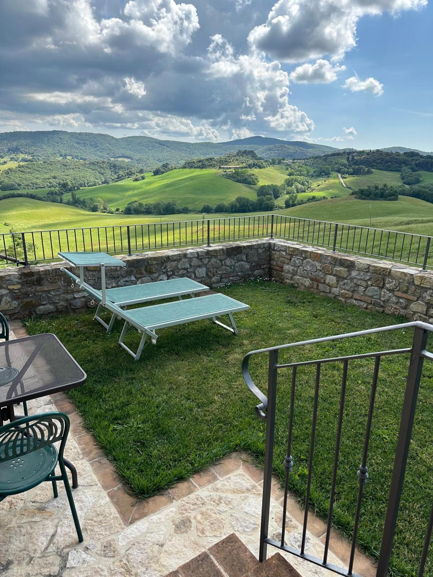 Appartamento Borgo Tignano Casole dʼElsa Esterno foto